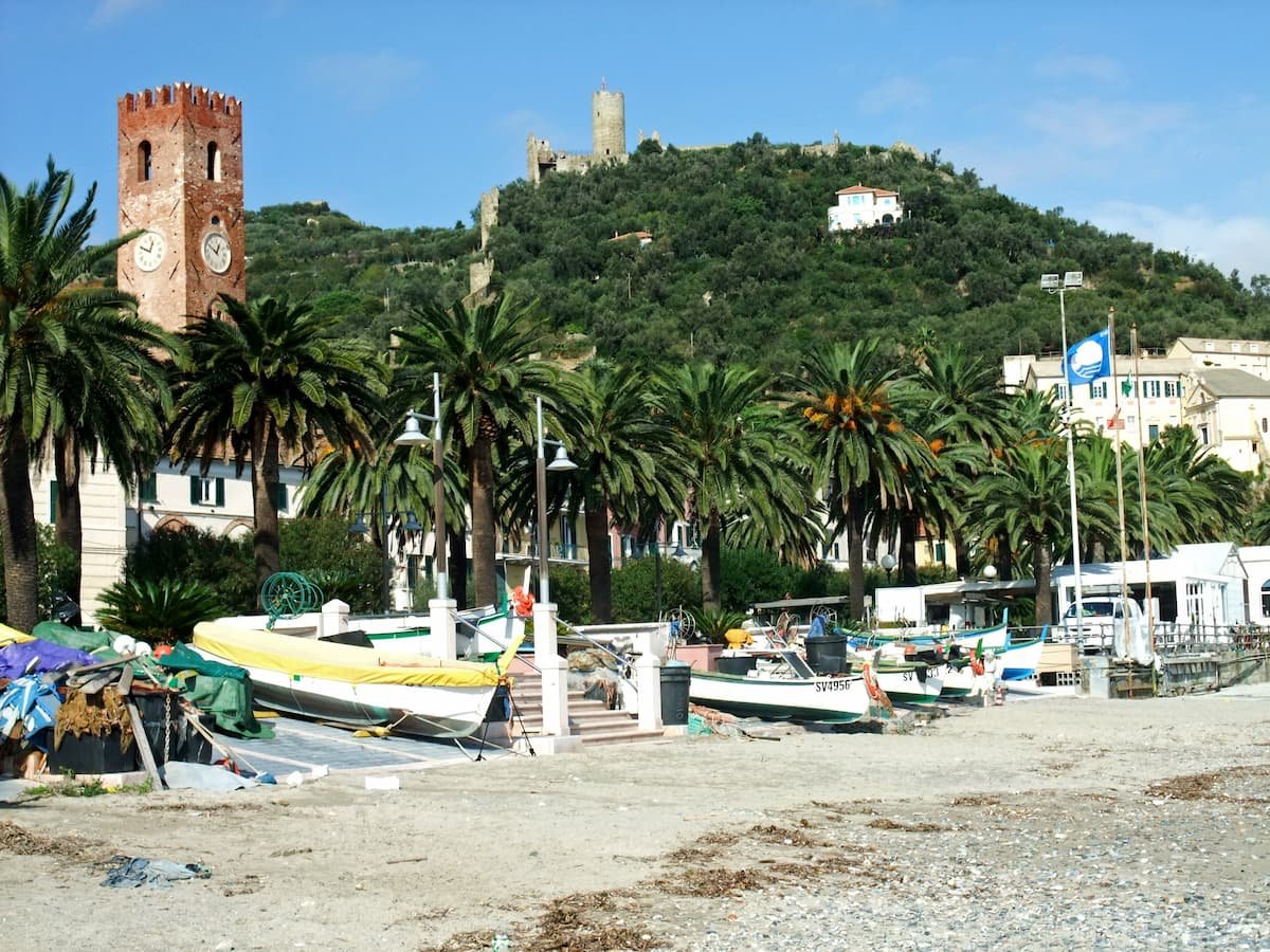 escale a savone noli liguria