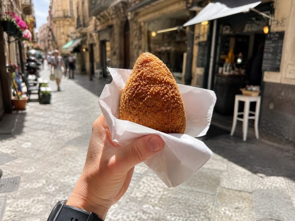 escale à palerme arancino