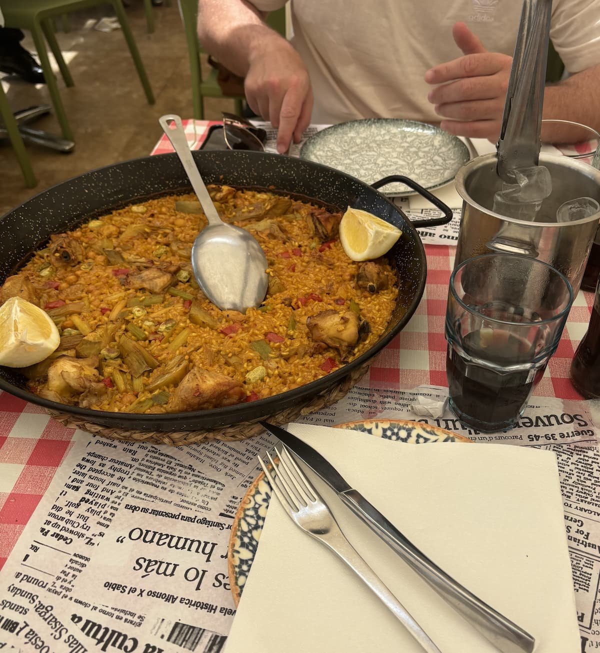 escale a alicante paella